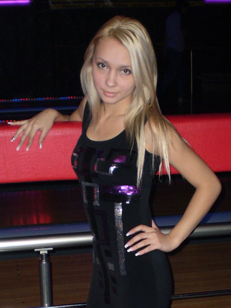 how to talk to a girl - internationallovecupid.com