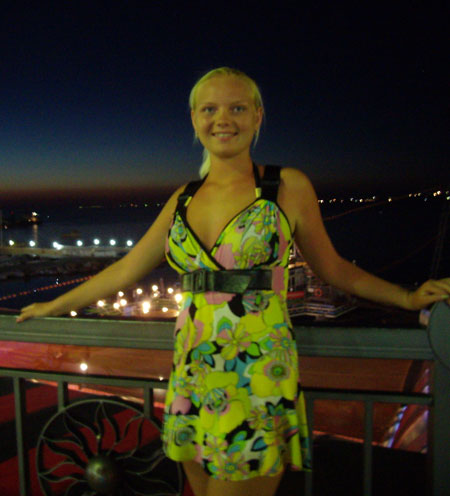 internationallovecupid.com - model woman