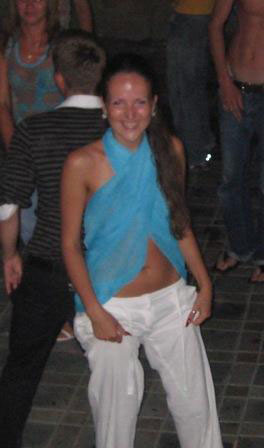 ad pictures - internationallovecupid.com