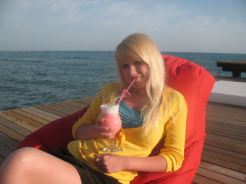 picking up a girl - internationallovecupid.com