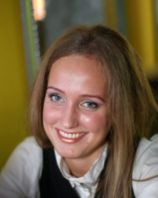 woman image - internationallovecupid.com