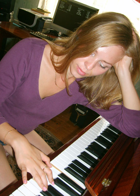 woman picture - internationallovecupid.com