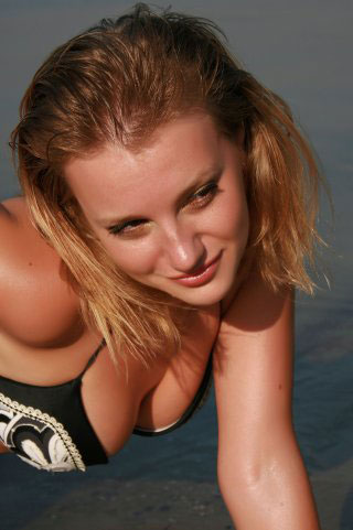 woman pictures - internationallovecupid.com